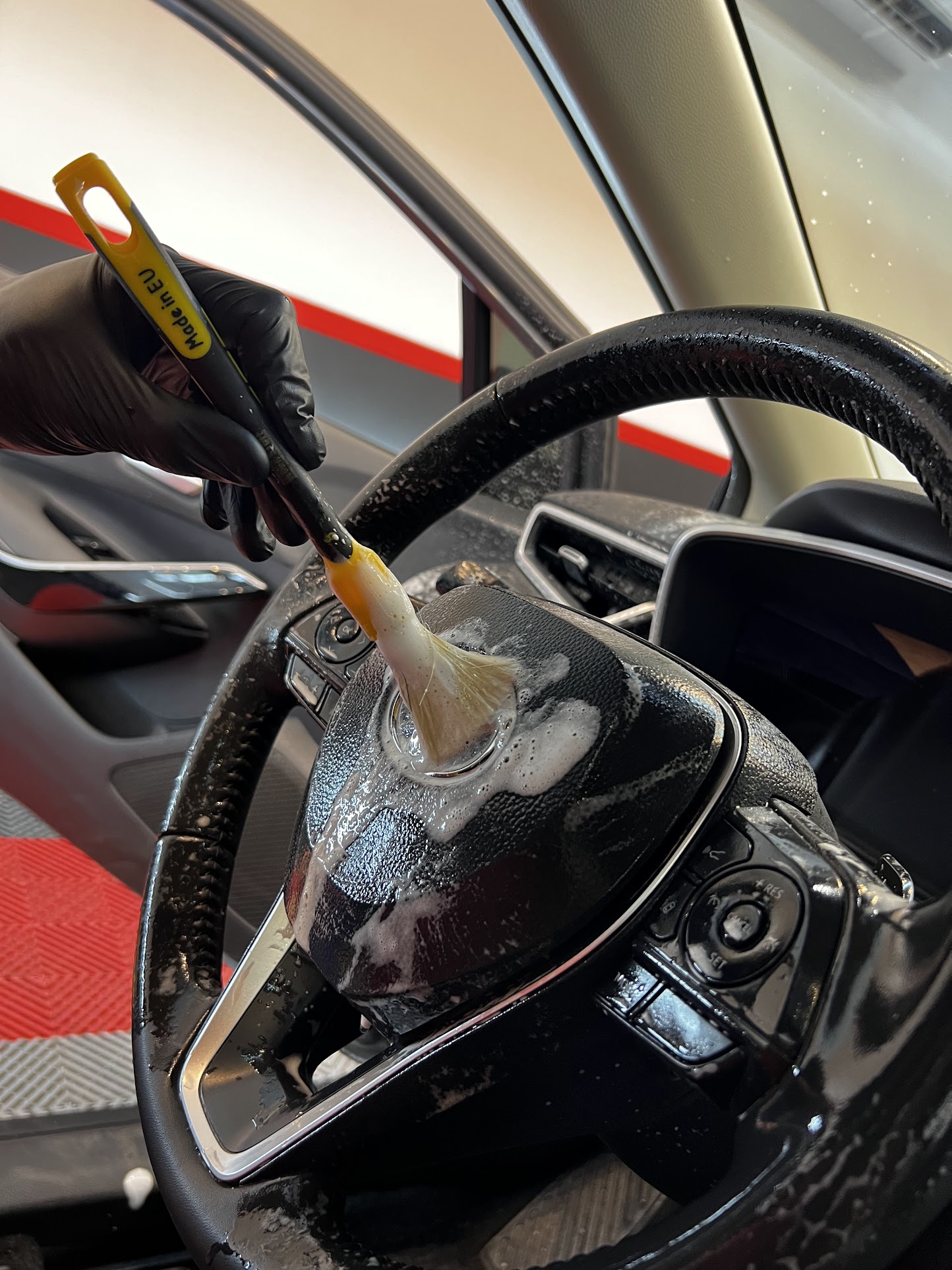 Detailing interior